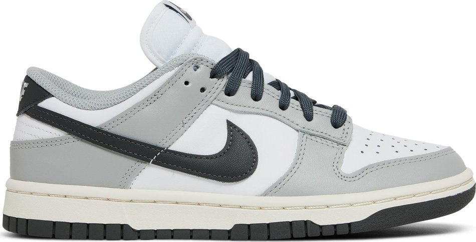 Wmns Dunk Low 'Light Smoke Grey' DD1503-117